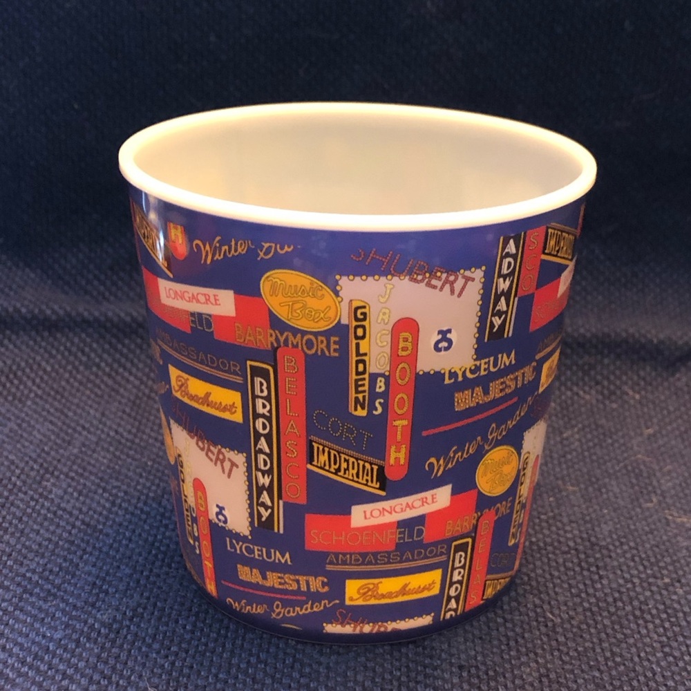 Colorful NYC Broadway 10 Oz Theater Logo Cup with lid